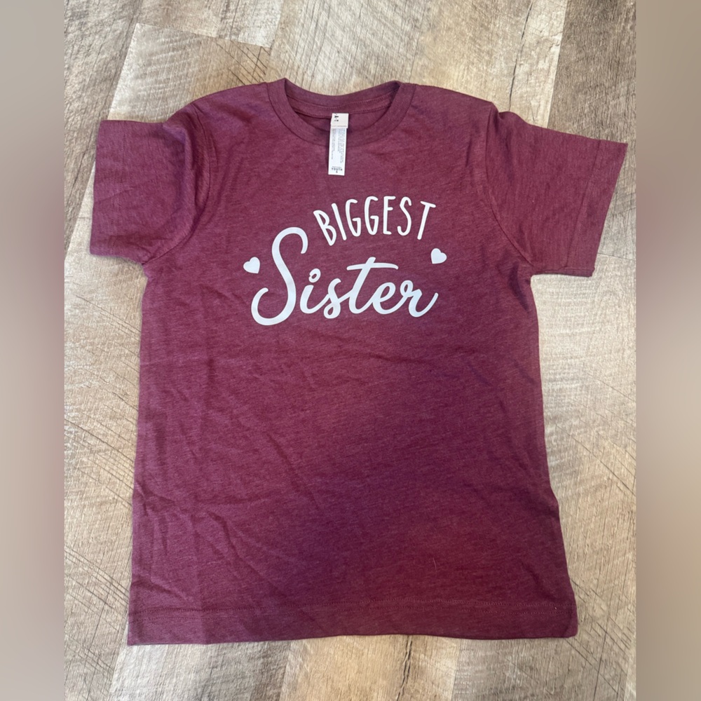 Live and Tell YOUTH SMALL t-shirt : BIGGEST SISTER ** See collection NWOT